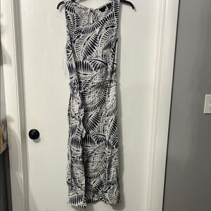 Tahari Blue and White Tropical Leaf‎ Print Sleeveless Linen Dress Small
